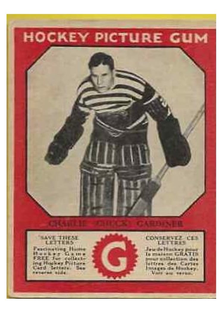 1933 V252 Canadian Gum Chuck Gardiner card