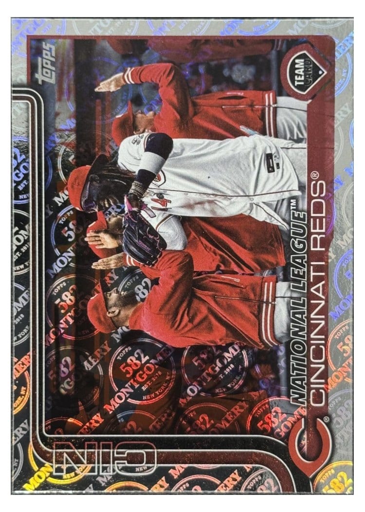 2025 Topps Base Set Cincinnati Reds #99 card