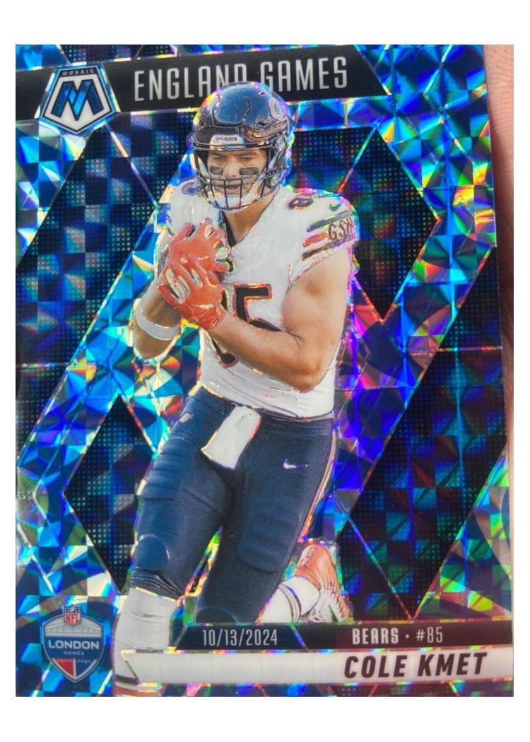 2025 Panini Mosaic Base Set Cole Kmet #254 card