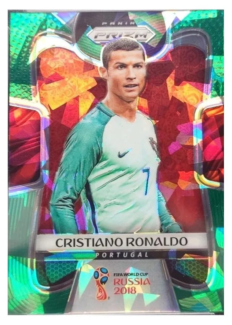 2018 Panini Prizm World Cup Cristiano Ronaldo Green Crystals #154 card
