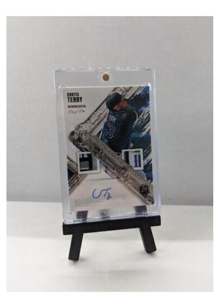 2022 Panini Diamond Kings DK Material Signatures Curtis Terry #DMS-CT card