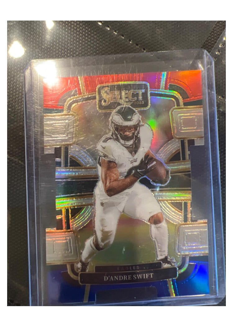 2023 Panini Select Base Set D'Andre Swift Red Blue Prizm Die-Cut #81 card