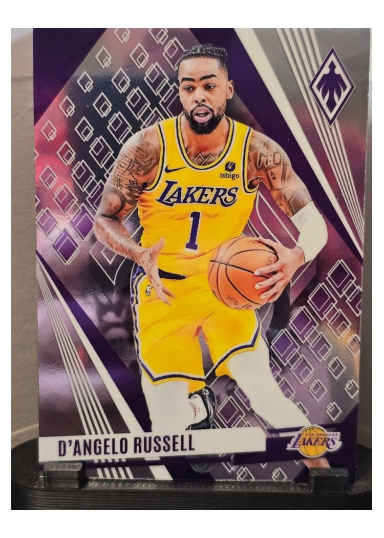 2023-24 Panini Phoenix Base Set D'Angelo Russell #136 card