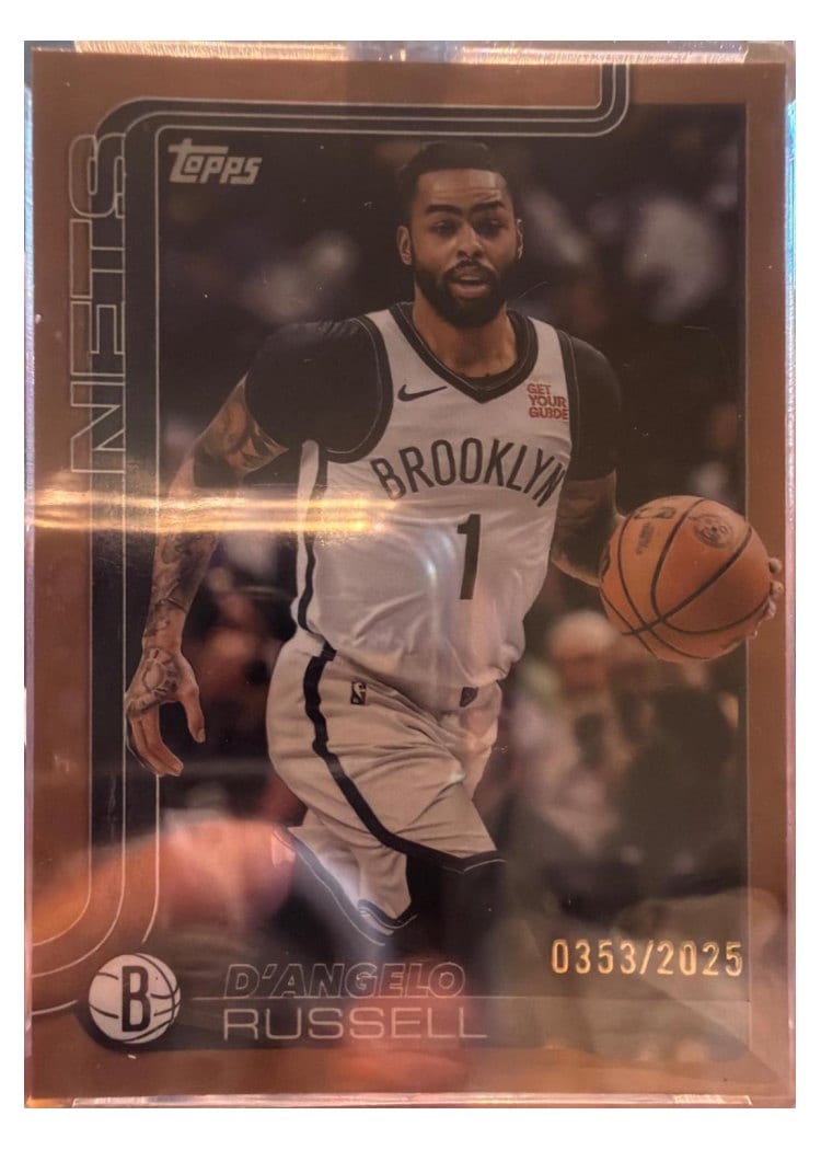 2025-26 Topps Base Set D'Angelo Russell #8 card