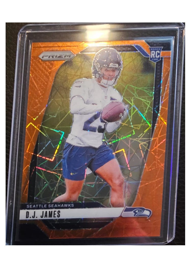 2024 Panini Prizm Base Set D.J. James #322 card