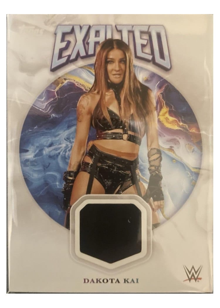 2025 Topps Exalted WWE Wrestling Exalted Relics Dakota Kai #ER-DKI card