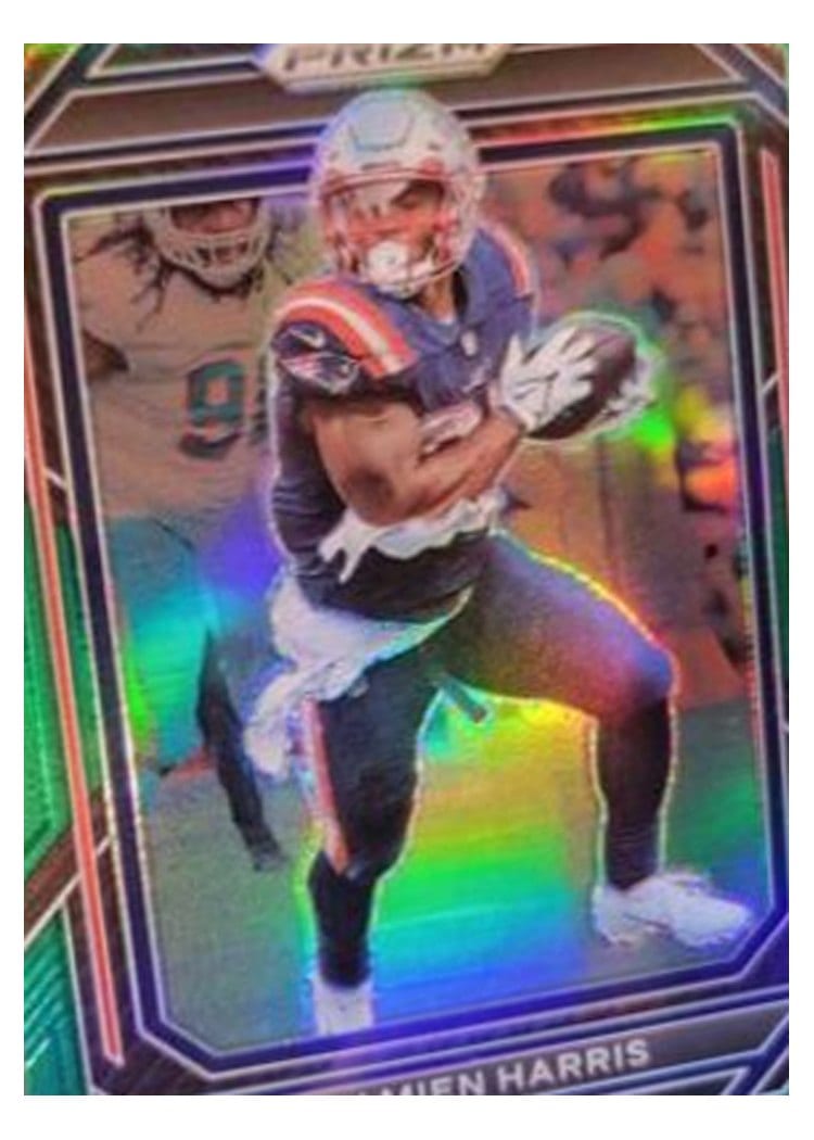 2022 Panini Prizm Base Set Damien Harris Green #198 card