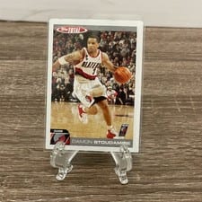 2004-05 Topps Total Base Set Damon Stoudamire #179 card