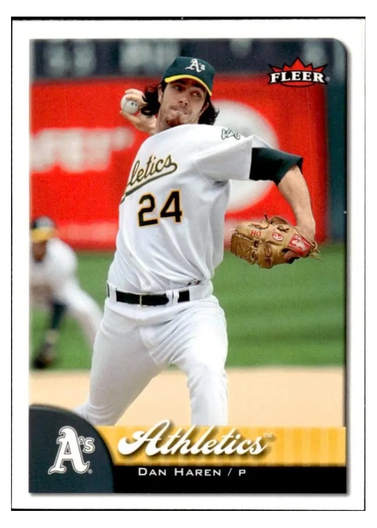 2007 Fleer Dan Haren #116a card