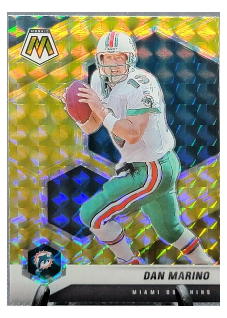 2021 Panini Mosaic Base Set Dan Marino #123 card