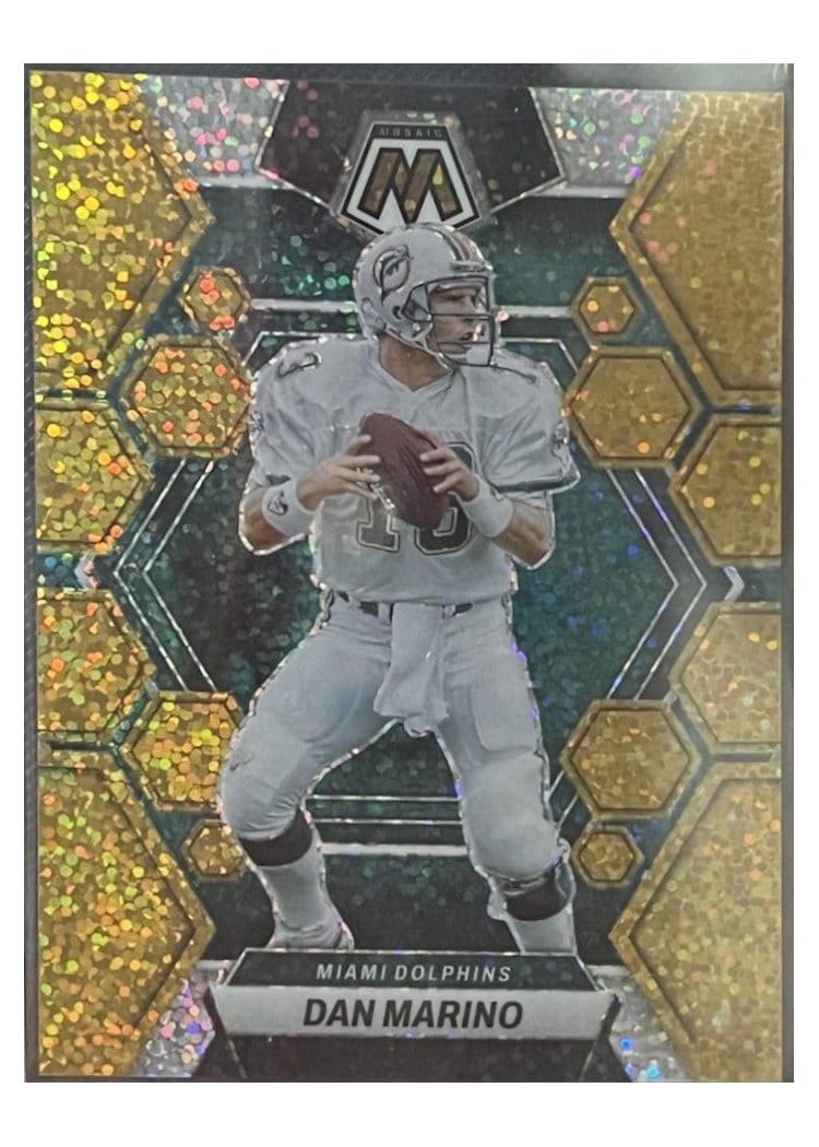 2023 Panini Mosaic Base Set Dan Marino #147 card