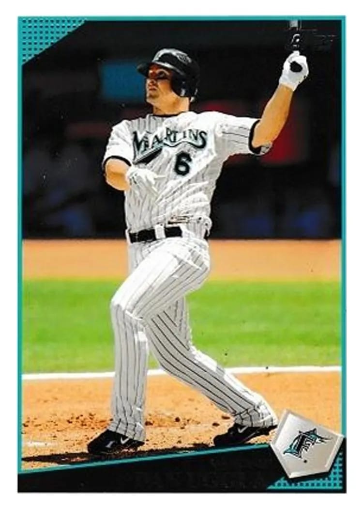 2009 Topps Dan Uggla #10 card