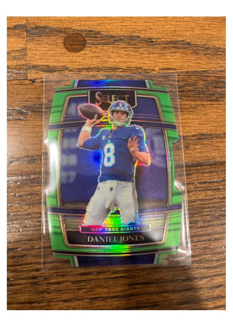 2021 Panini Select Base Set Daniel Jones #26 card