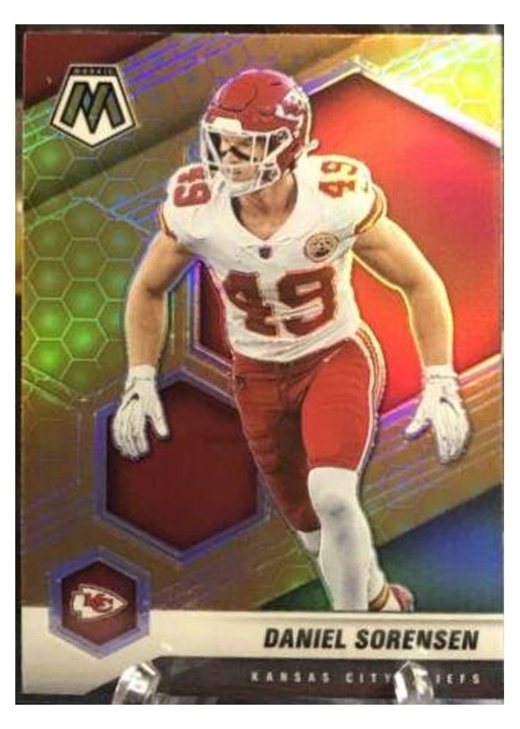 2021 Panini Mosaic Base Set Daniel Sorensen #7 card