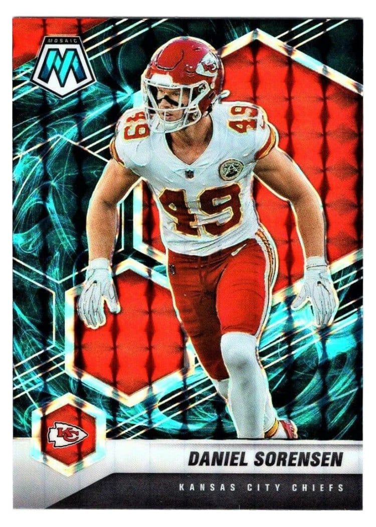 2021 Panini Mosaic Base Set Daniel Sorensen #7 card
