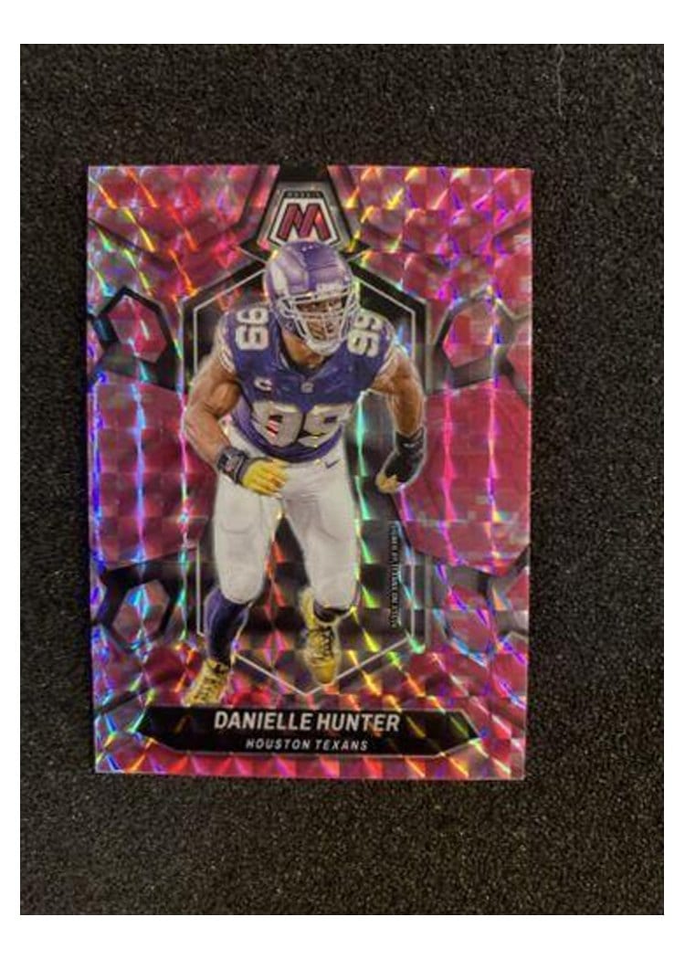 2024 Panini Mosaic Base Set Danielle Hunter Camo Pink #91 card
