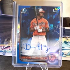 2022 Bowman Sapphire Edition Autographs Darell Hernaiz #BSPA-DHZ card