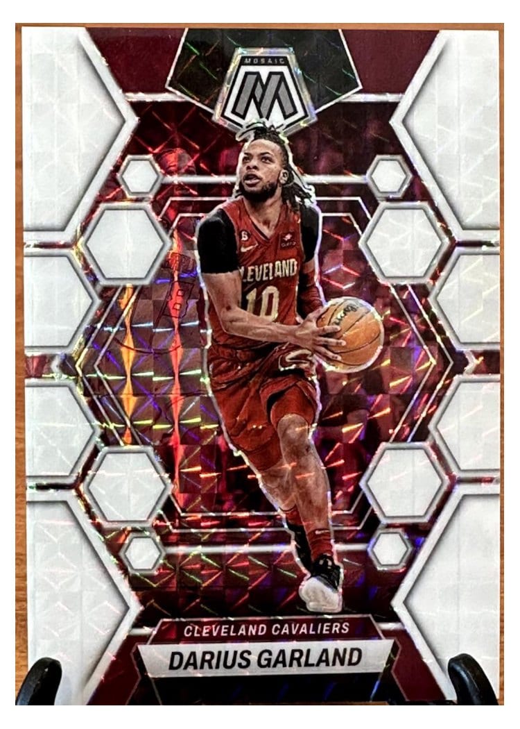 2022-23 Panini Mosaic Base Set Darius Garland #124 card