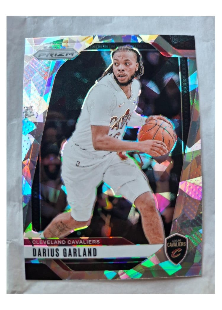 2024-25 Panini Prizm Base Set Darius Garland #146 card