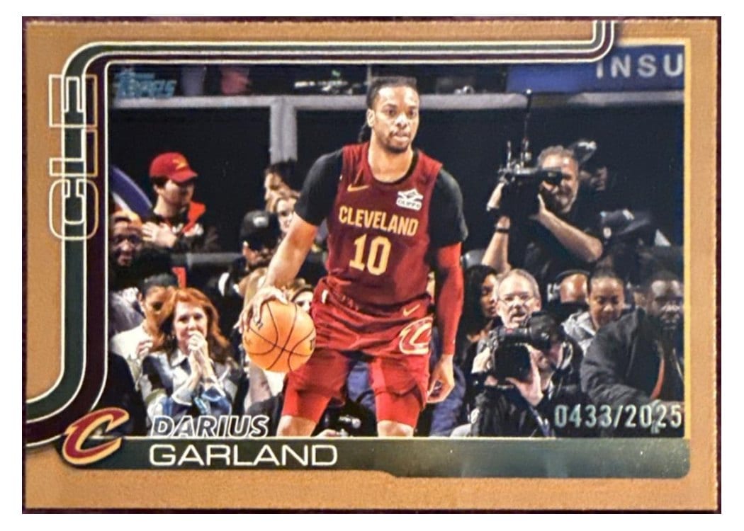 2025-26 Topps Base Set Darius Garland Gold #81 card