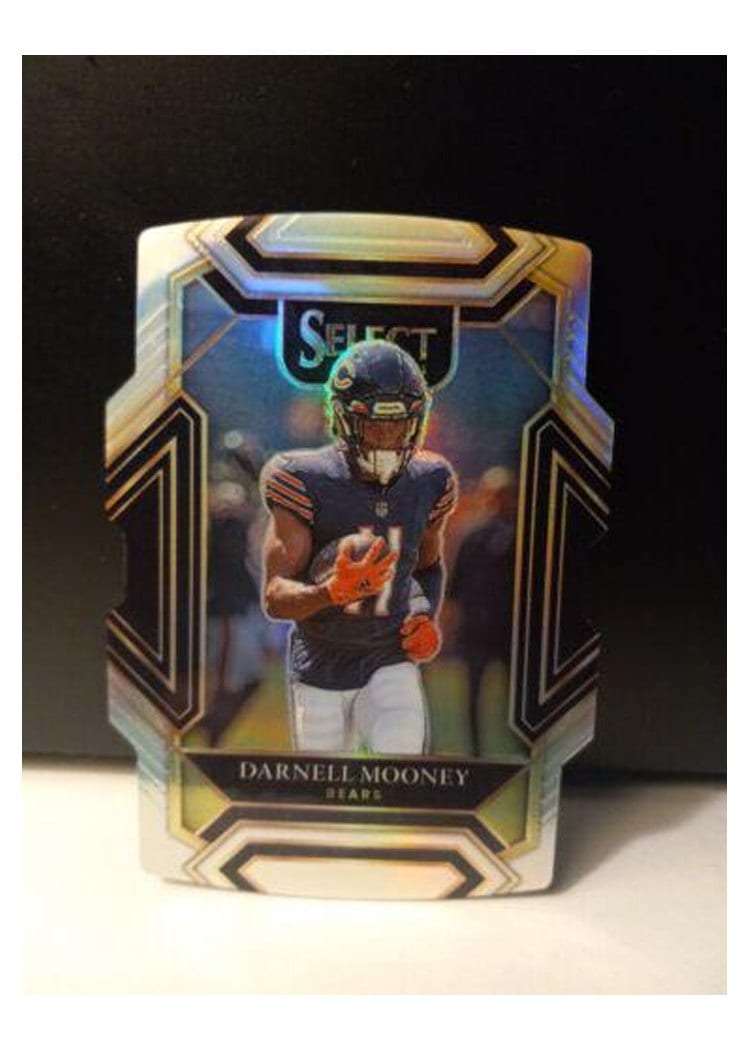 2021 Panini Select Base Set Darnell Mooney #208 card