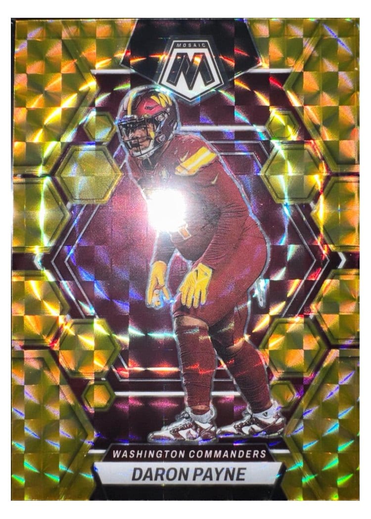 2023 Panini Mosaic Base Set Daron Payne #247 card