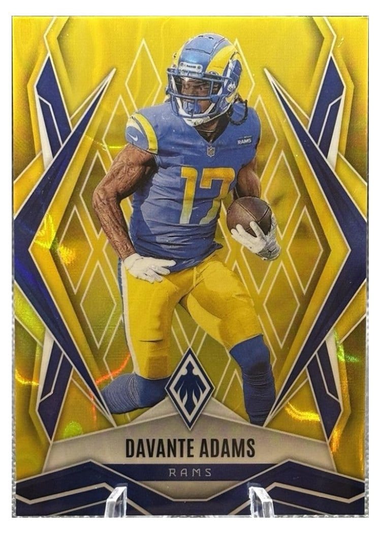 2025 Panini Phoenix Base Set Davante Adams Yellow Lava #26 card