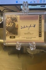 2024 Topps Definitive Collection Legendary Autographs Dave Winfield #LAC-DWI card
