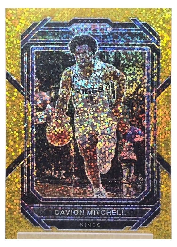 2022-23 Panini Prizm Base Set Davion Mitchell #136 card