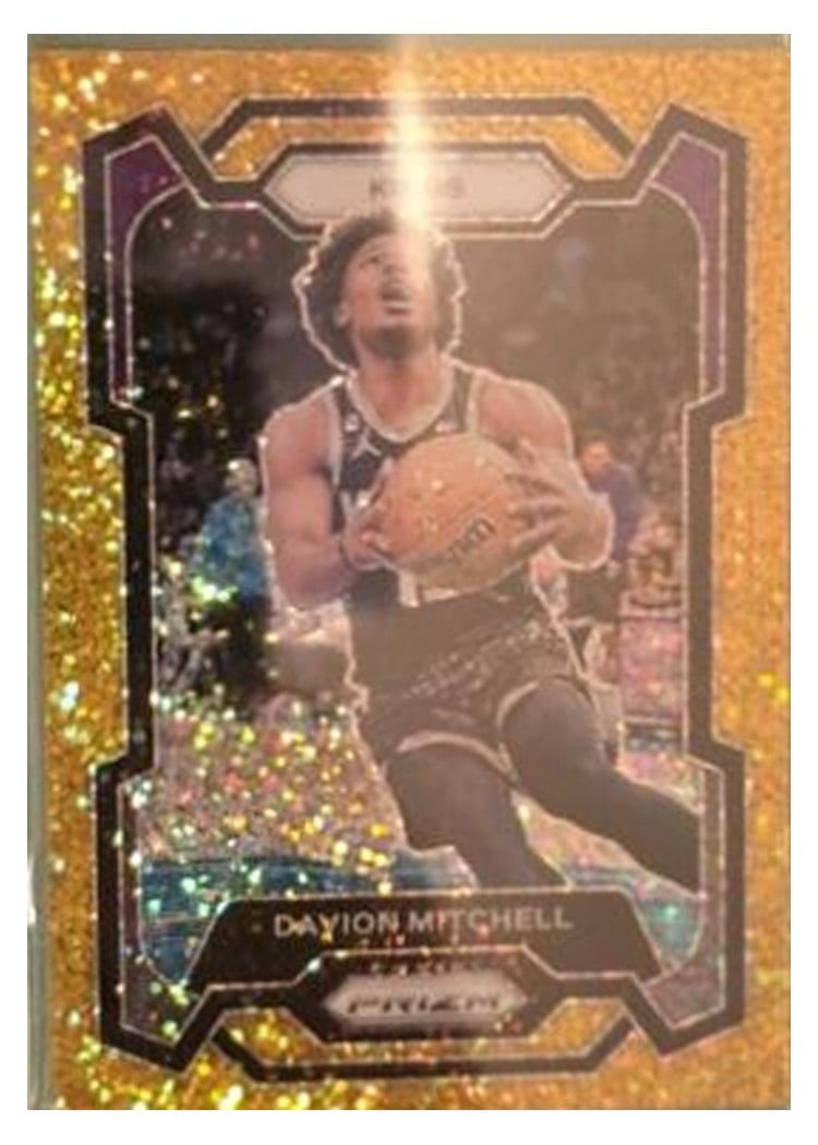 2023-24 Panini Prizm Base Set Davion Mitchell #227 card