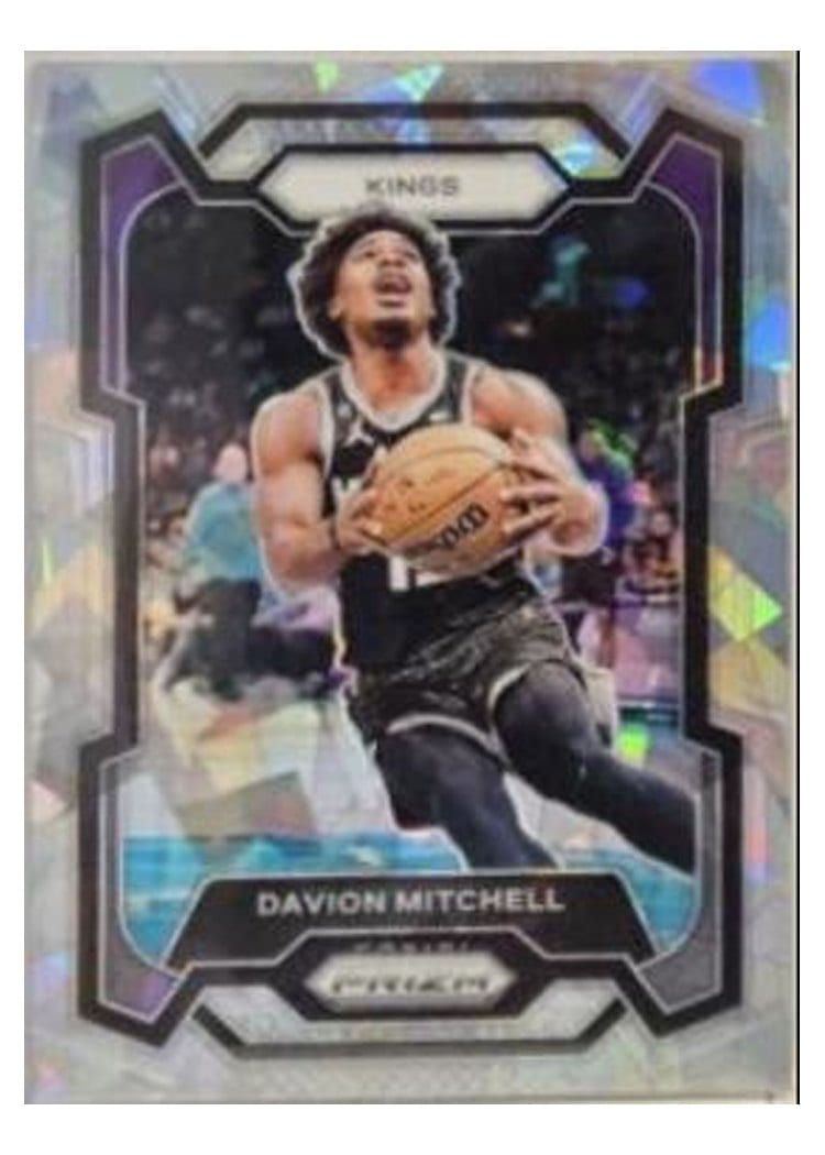 2023-24 Panini Prizm Base Set Davion Mitchell #227 card