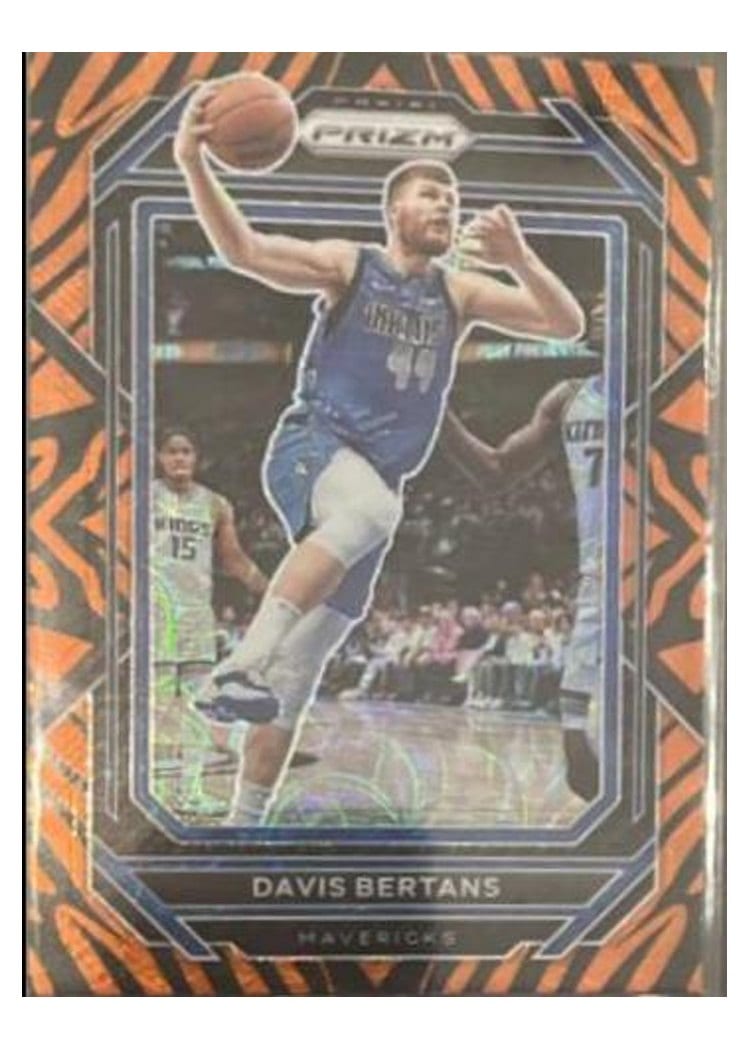 2022-23 Panini Prizm Base Set Davis Bertans Choice Tiger Stripe Prizm #189 card