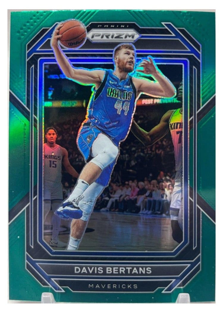 2022-23 Panini Prizm Base Set Davis Bertans #189 card