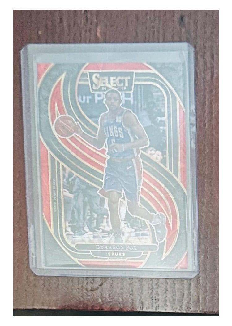 2024-25 Panini Select Base Set De'Aaron Fox Red Scope Prizm #150 card