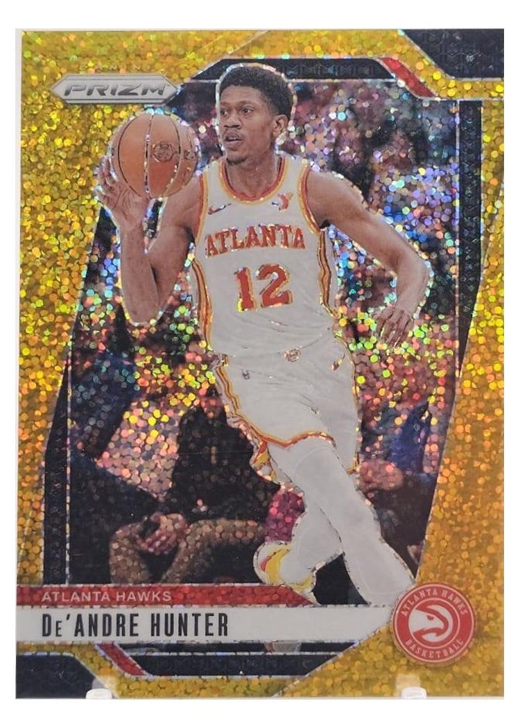 2024-25 Panini Prizm Base Set De'Andre Hunter Gold Sparkle #47 card