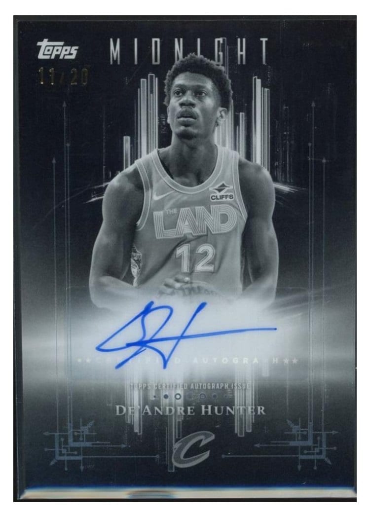 2025-26 Topps Midnight Dark Marks Signatures De'Andre Hunter #DM-DH card