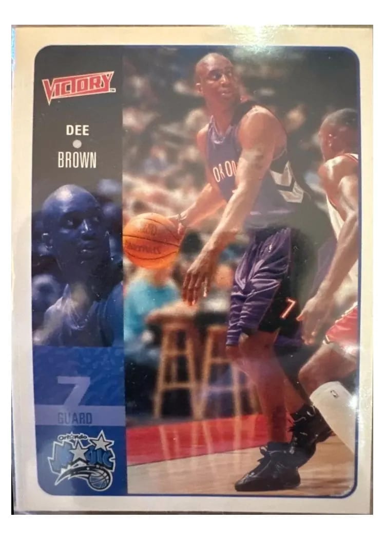 2000 Upper Deck Victory Dee Brown #207 card
