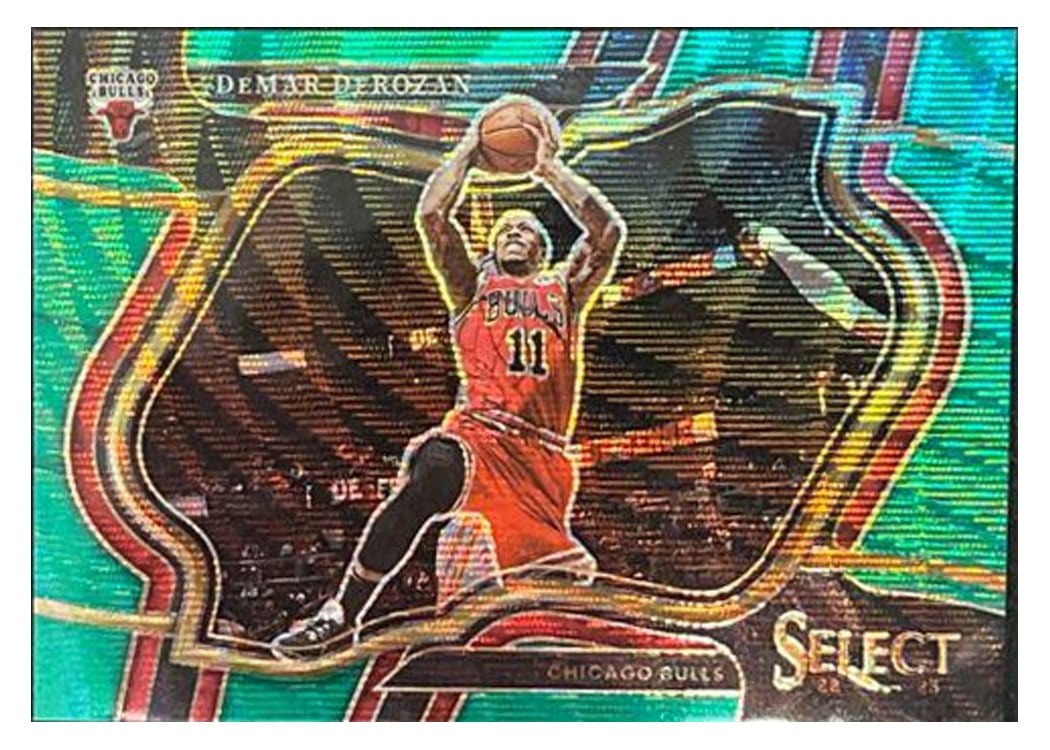 2022-23 Panini Select Base Set DeMar DeRozan Green Wave Prizm #105 card