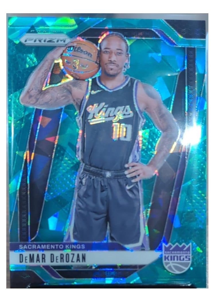 2024-25 Panini Prizm Base Set DeMar DeRozan #117 card