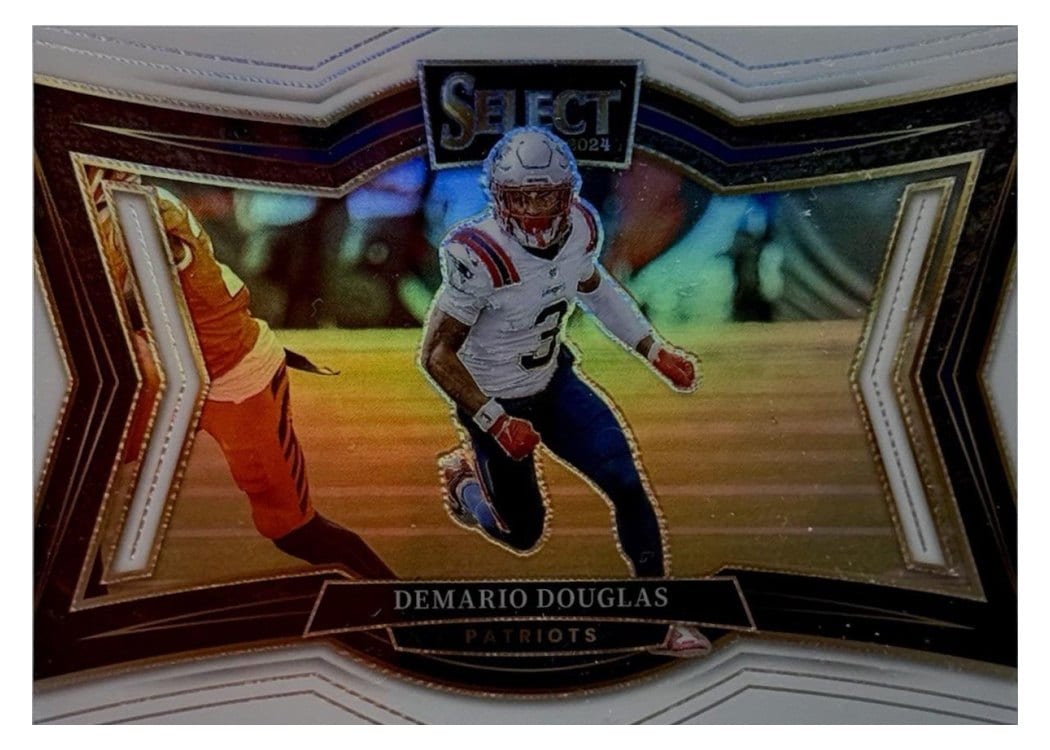 2024 Panini Select Base Set Demario Douglas Silver Prizm #429 card