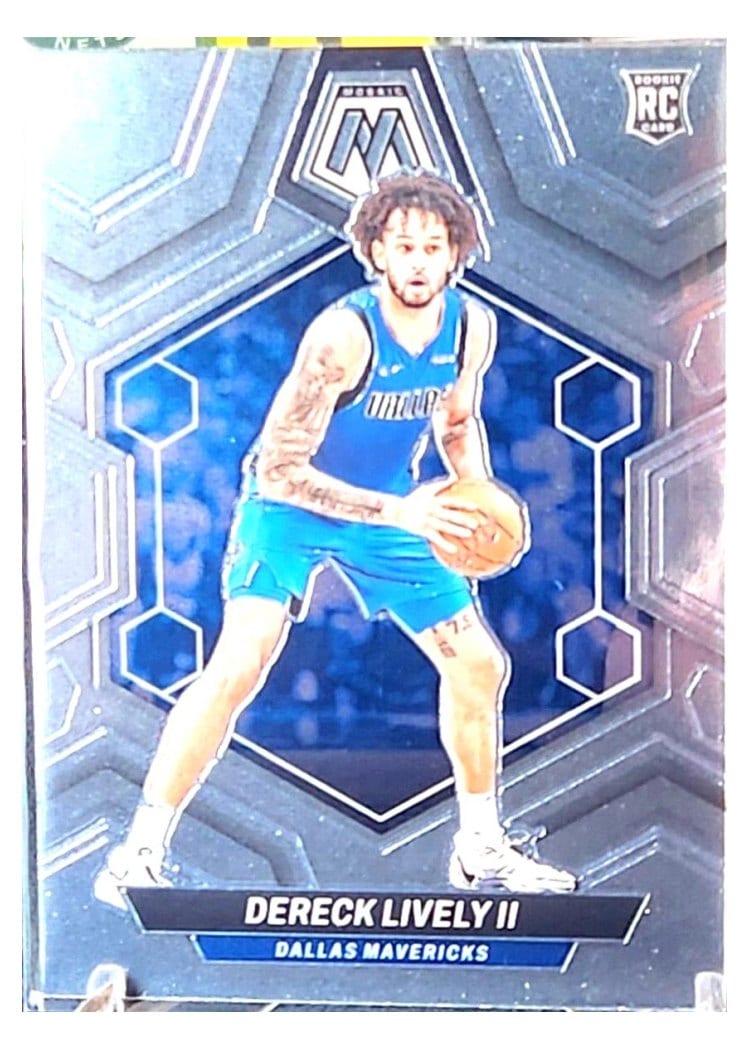 2023-24 Panini Mosaic Base Set Dereck Lively II #248 card