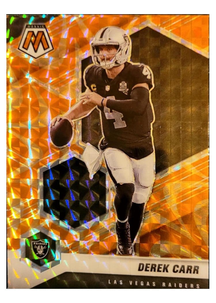 2021 Panini Mosaic Base Set Derek Carr #104 card