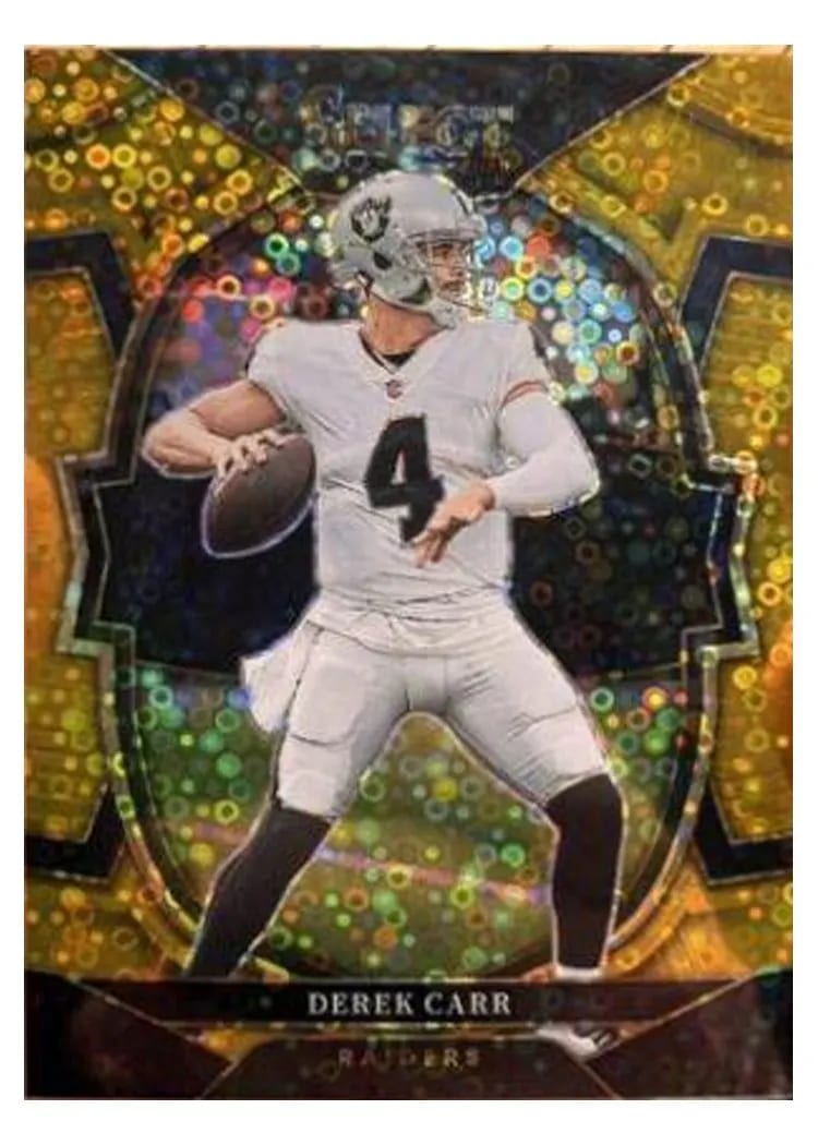 2022 Panini Select Base Set Derek Carr Gold #19 card