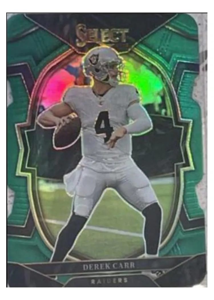 2022 Panini Select Base Set Derek Carr Green Die Cut #19 card
