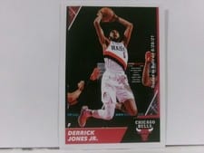2021-22 Panini NBA Sticker & Card Collection (Brazil) Base Set Derrick Jones Jr #163 card