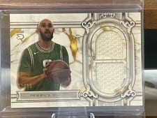 2023-24 Topps Royalty Regalia Relics Derrick White #RR-DW card