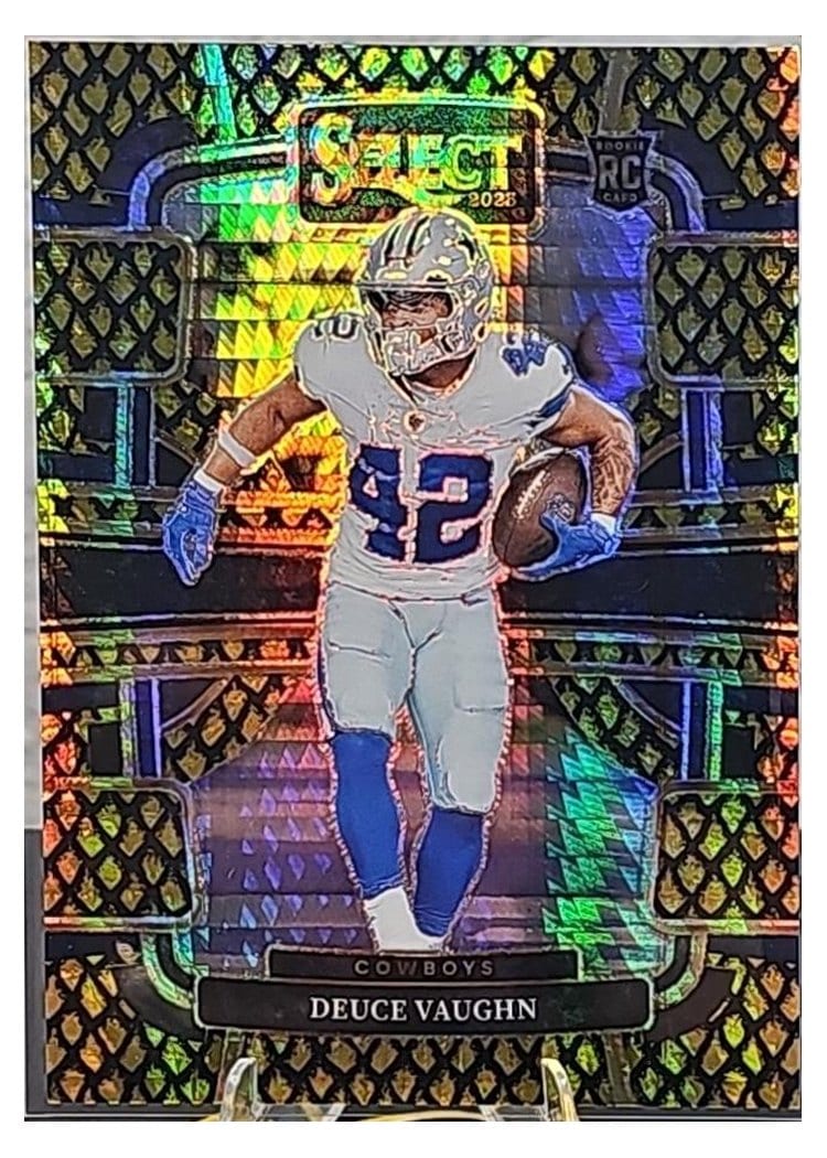 2023 Panini Select Base Set Deuce Vaughn Dragon Scale Gold Prizm #28 card