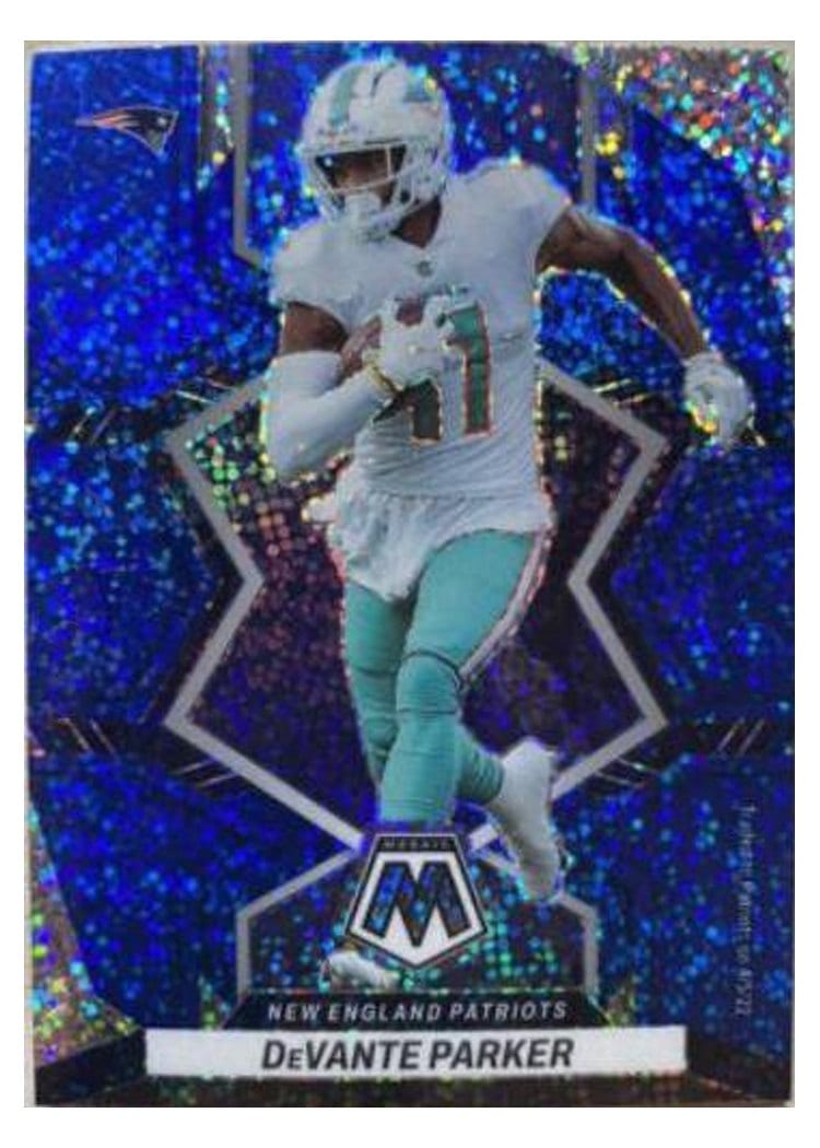 2022 Panini Mosaic Base Set DeVante Parker #124 card