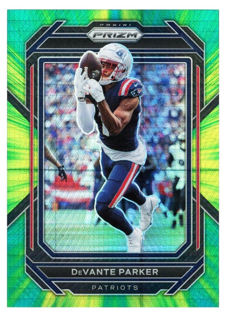 2022 Panini Prizm Base Set DeVante Parker Hyper #202 card