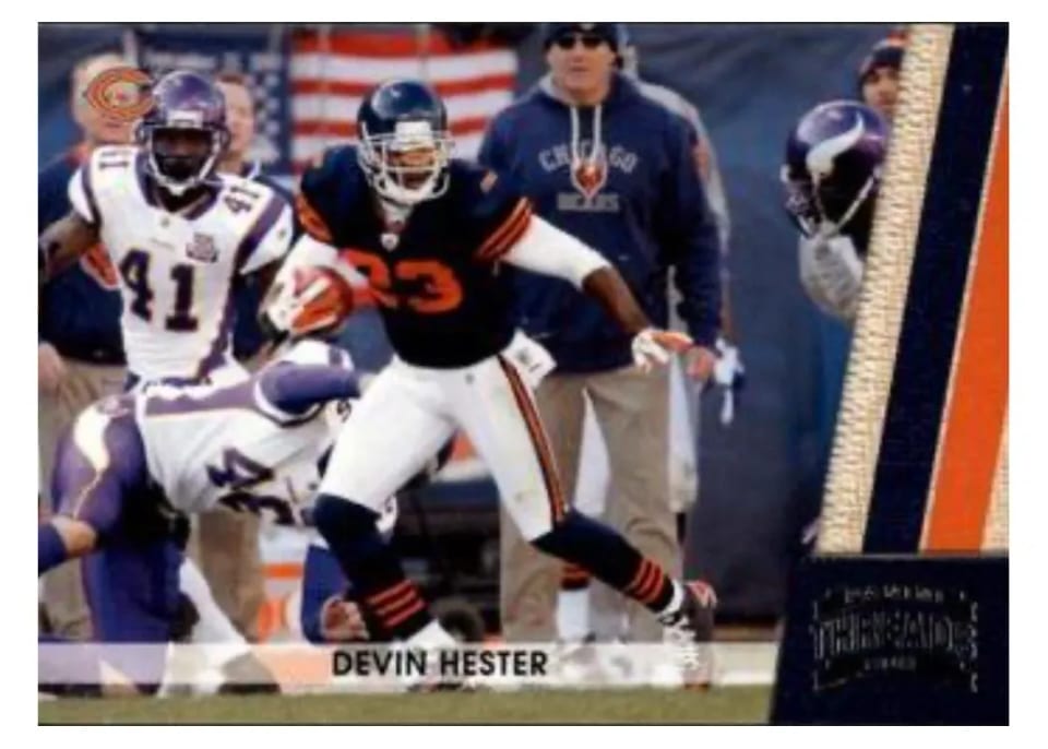 2011 Panini Threads Devin Hester #25 card